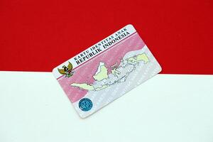 indonesien barn identitet kort kartu identitas anak eller kia kort. id dokumentera för indonesiska barn foto