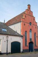 gavel av en små kyrka i de nederländerna foto