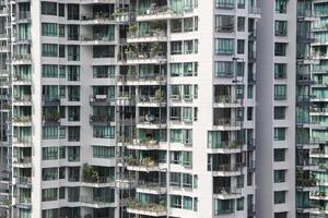 Fasad av modern byggnad i singapore foto