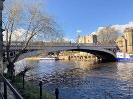 en se av de flod ouse på york foto