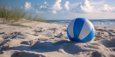 strand boll på de havsstrand foto