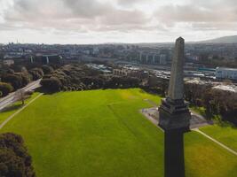 wellington monument i dublin, irland förbi Drönare foto