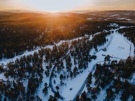 visningar av sodra berget i sundsvall, Sverige förbi Drönare foto