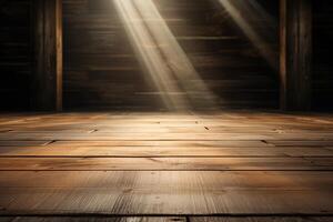 en trä- golv med en ljus stråle av ljus lysande genom, skapande en dramatisk kontrast. foto