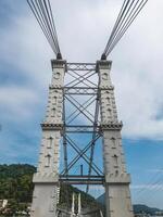 ponte penna, bro i sao vicente, Brasilien. april 3 2024. foto