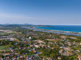 antenn se av o lån lagun i solnedgång, phu yen provins, vietnam foto