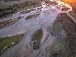 springtime soluppgång över platte flod och slätter nära kärna, Nebraska foto