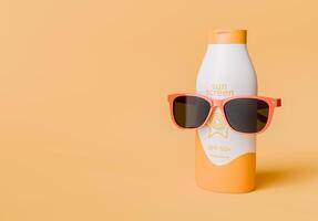 Solskydd flaska med solglasögon på en persikafärgad bakgrund foto