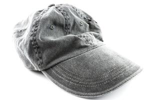 grå hatt på en vit foto