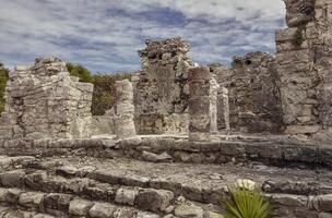 arkitektonisk detalj av ruinerna av Tulum foto