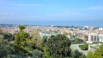 se från ovan av de italiensk stad av giulianova foto