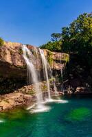 krang shuri vattenfall, krang suri rd, umlarem, meghalaya, Indien, mest skön falls i Meghalaya foto