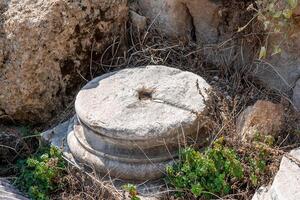 pittoresk ruiner av de gammal stad av perge i Kalkon. perge öppen luft museum. foto