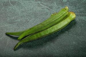 rå organisk naturlig okra vegetabiliska foto