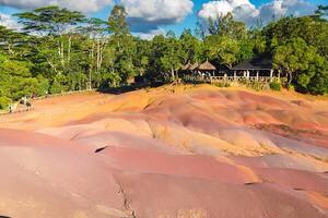 sju färgad jord i chamarel parkera, mauritius foto