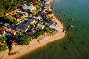 turistiska by - ribeirao da ilha i Florianopolis, Brasilien. antenn se foto