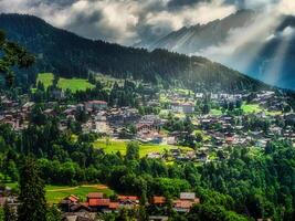 alpina swiss by. bekvämlighet och lugn. foto