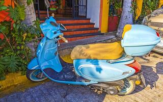 puerto escondido oaxaca mexico 2023 skotrar motorcyklar motorcyklar utomhus- i puerto escondido Mexiko. foto