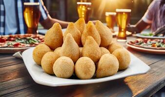 brasiliansk mellanmål coxinha foto