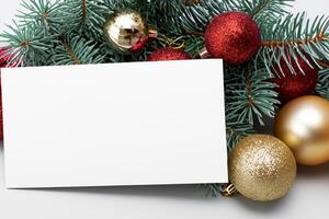 skön attrapp vit kort med jul ornament, en festlig Rör för din Semester hälsningar foto