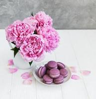 rosa pion med macarons