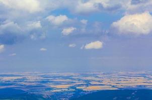 landskap panoramautsikt från toppen av Brocken Mountain Harz Tyskland foto