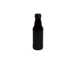 stående mörk glasflaska mockup. omärkt flaska, tomt etikettutrymme för drycker och sjukvårdsmockupreklam. foto