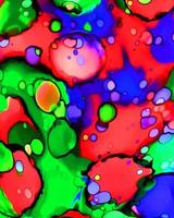 bakgrundsdesign av målad akryl oljefärg flytande flytande färg röd grön och blå med kreativitet och modern konst