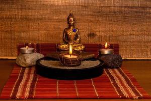 buddha hantverksarrangemang foto