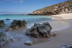 sunayama beachsunayama beach på ön miyakojima, okinawa, japan. foto