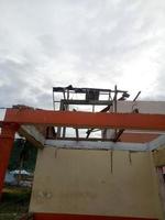 rasat hus på grund av jordbävning foto