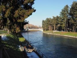 canale cavour-kanalen i chivasso foto