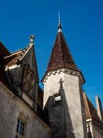 det fantastiska medeltida slottet chateauneuf, perfekt bevarat från antiken foto