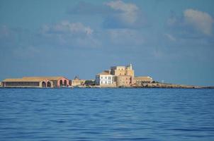 Egadiska öarnas strand i trapani foto