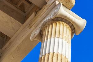 akropolis i aten ruiner detaljer skulpturer grekland huvudstad aten grekland. foto