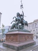 st george monument berlin foto