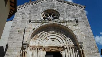 collegiata kyrka i San Quirico d Orcia foto