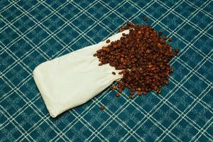 kaffebönor rostade arom aromatisk foto