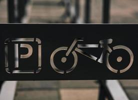 cykelparkering tecken foto
