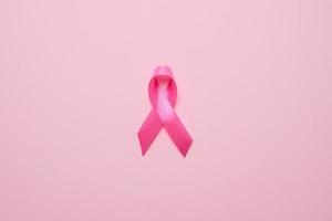 bröstcancer medvetenhet flatlay koncept foto
