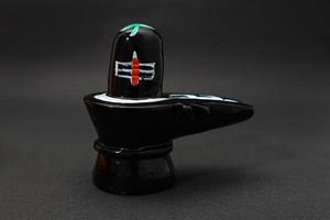 maha shivratri shiva linga bakgrund. foto