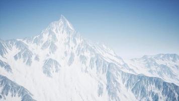alpina alperna bergslandskap foto