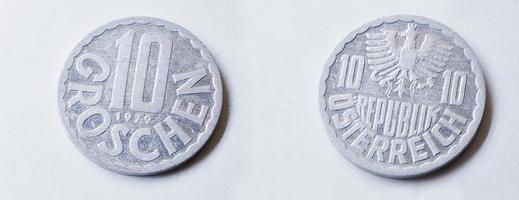 set med 10 groshen österrikiska mynt, 1979 foto