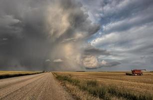 prairie road stormmoln foto