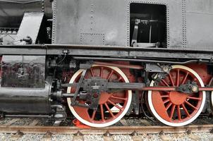 detalj av antika ångtåg lokomotiv foto