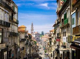 porto gator i historiska stadskärnan, portugal foto