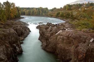 buckley river gorge vid moricetown i brittisk columbia foto