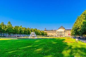 kurhaus eller kurhus spa- och kasinobyggnad i wiesbaden foto