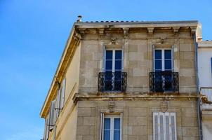 gammalt hus i marseille foto