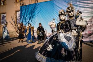 venetiansk karneval i rosheim, alsace, frankrike. foto